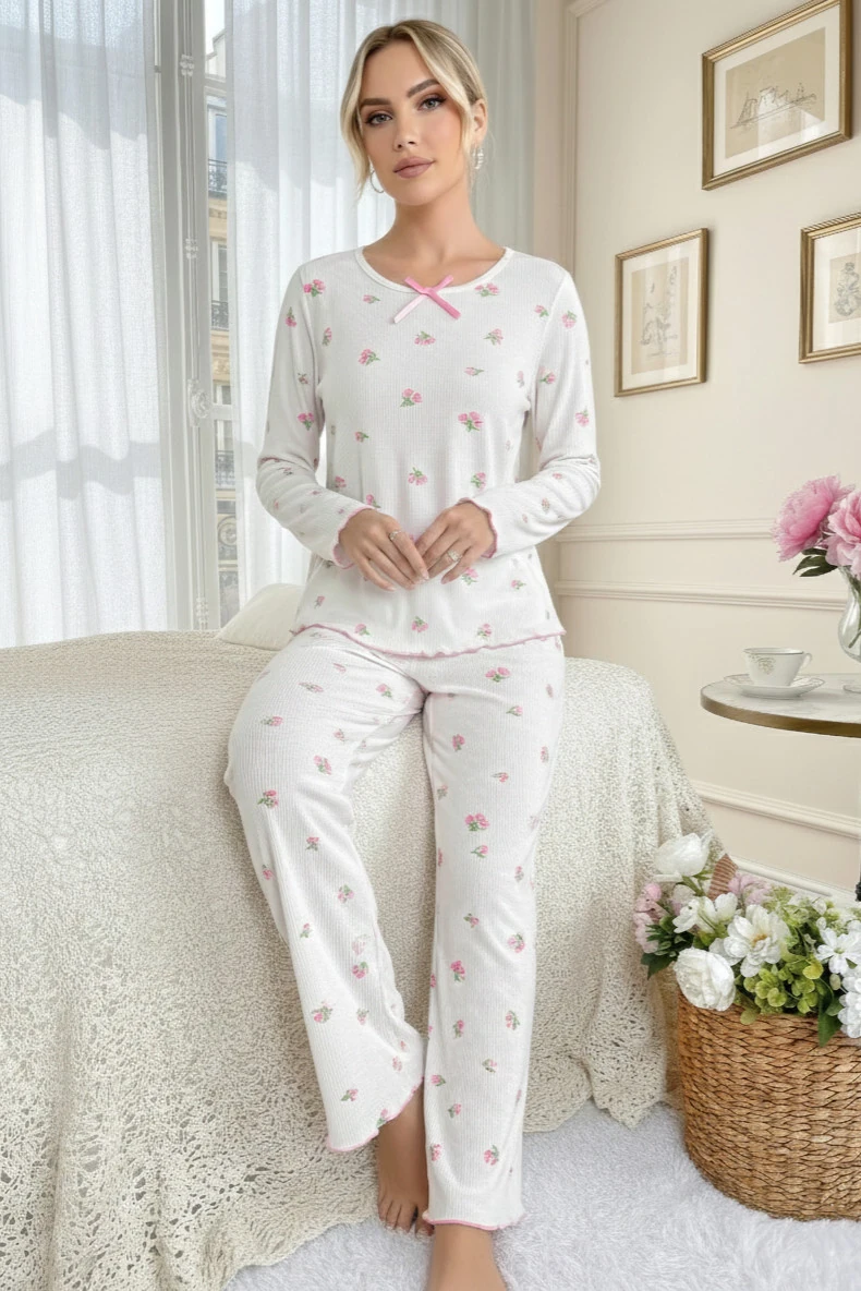 Pastel Rose Masalı Uzun Kollu Pijama Takım Ekru